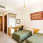 Hotell Djumba & Cafe