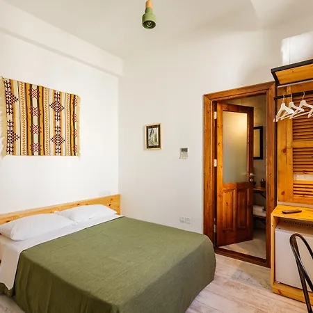 Hotel Djumba & Cafe